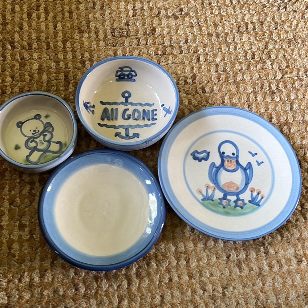 MA Hadley Hand-Painted Ceramic Dish Set.
